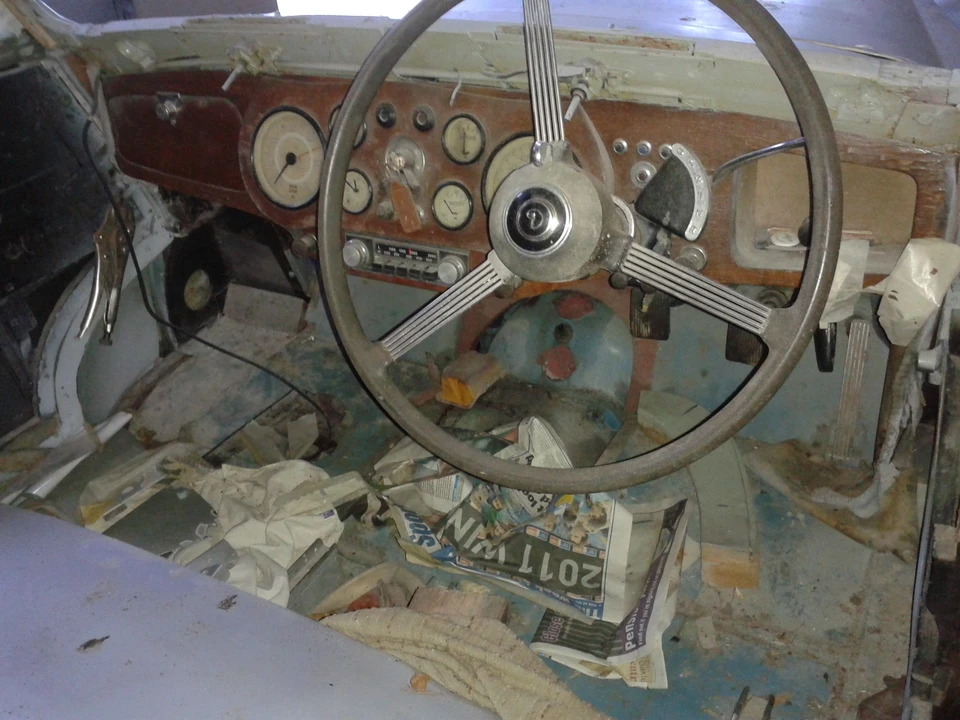 1952 Daimler - Image 7 of 8