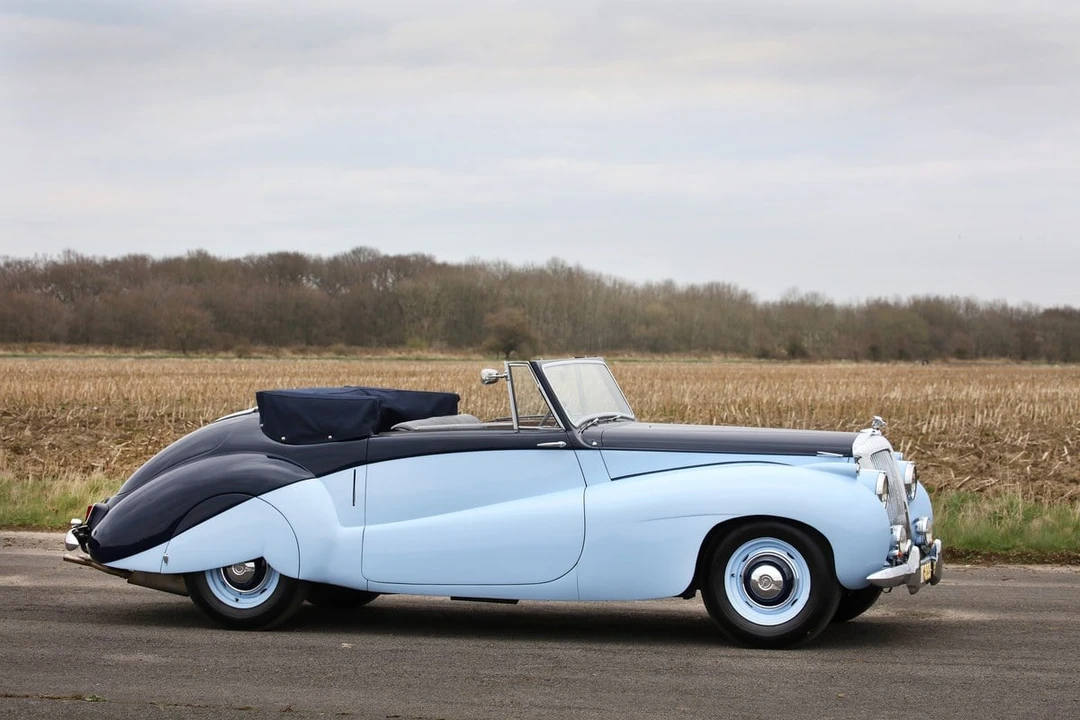 1952 Daimler - Image 8 of 30