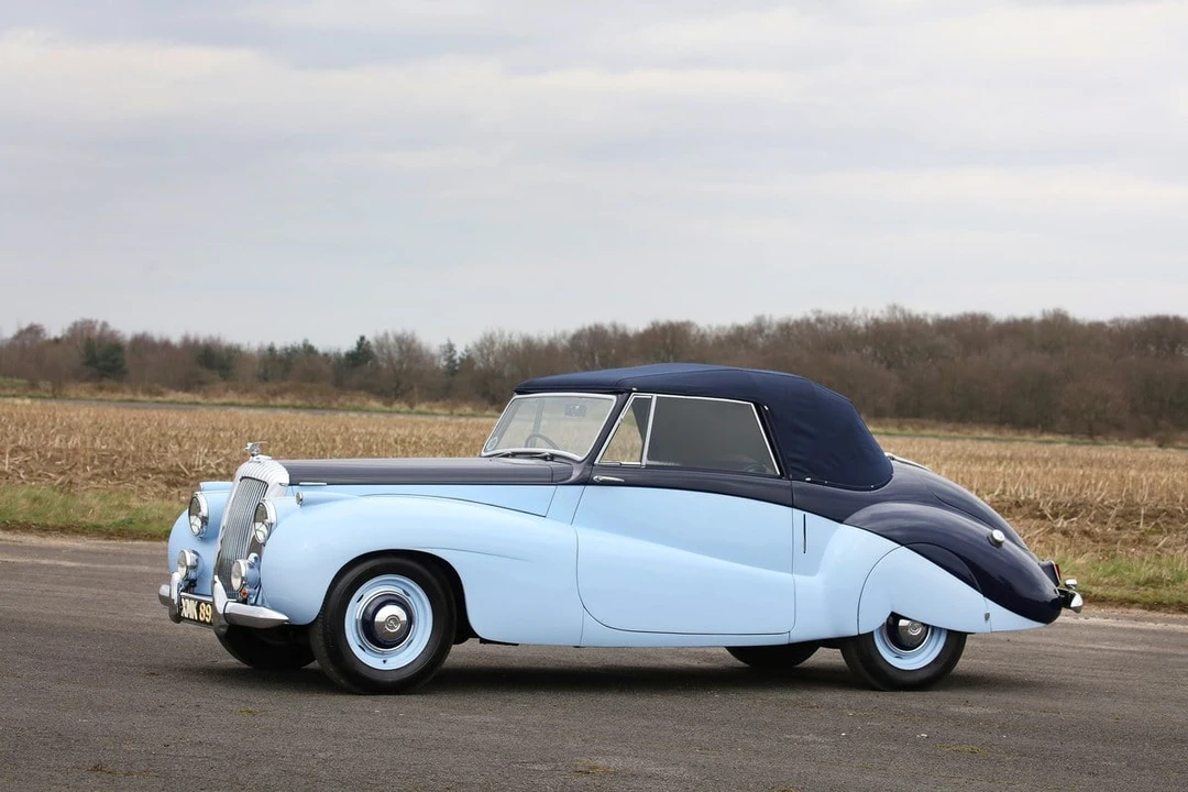 1952 Daimler - Image 14 of 30