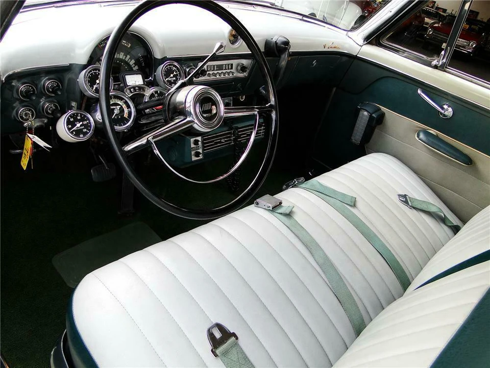 1952 Ford Crestline - Image 4 of 4