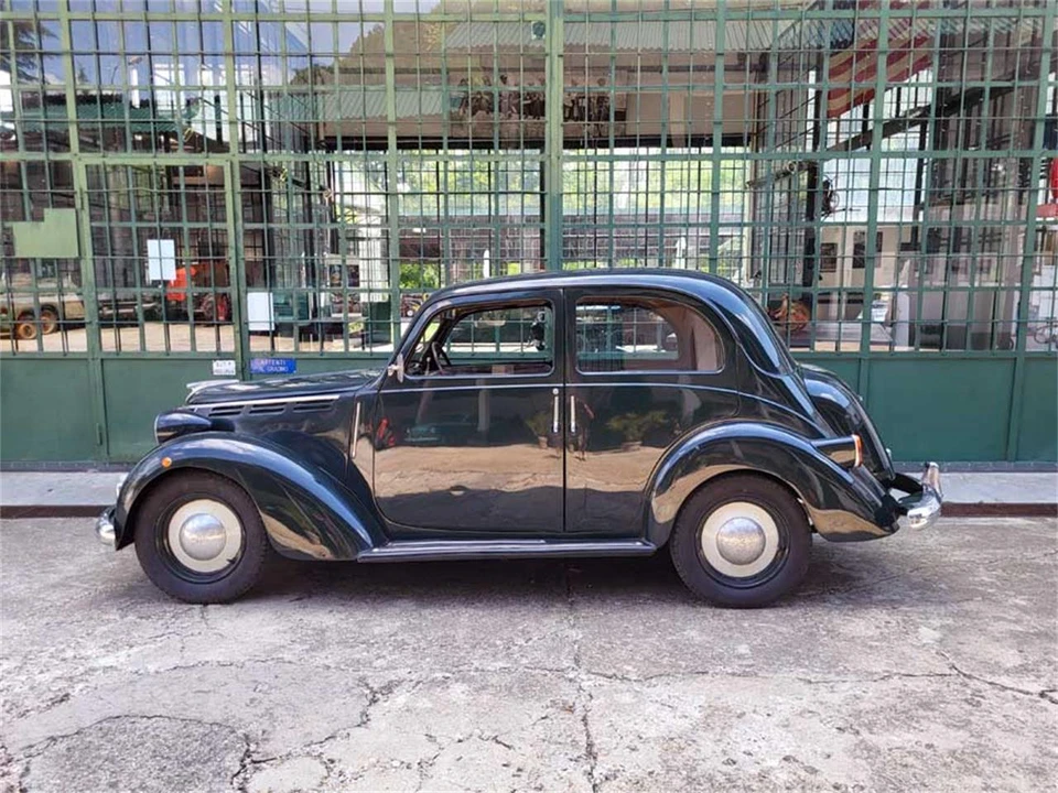 1952 Fiat 1100 - Image 2 of 31