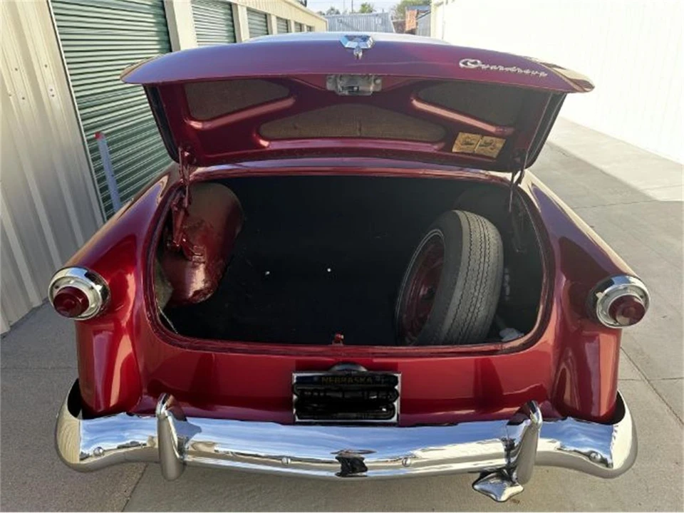 1952 Ford Crestline - Image 10 of 25