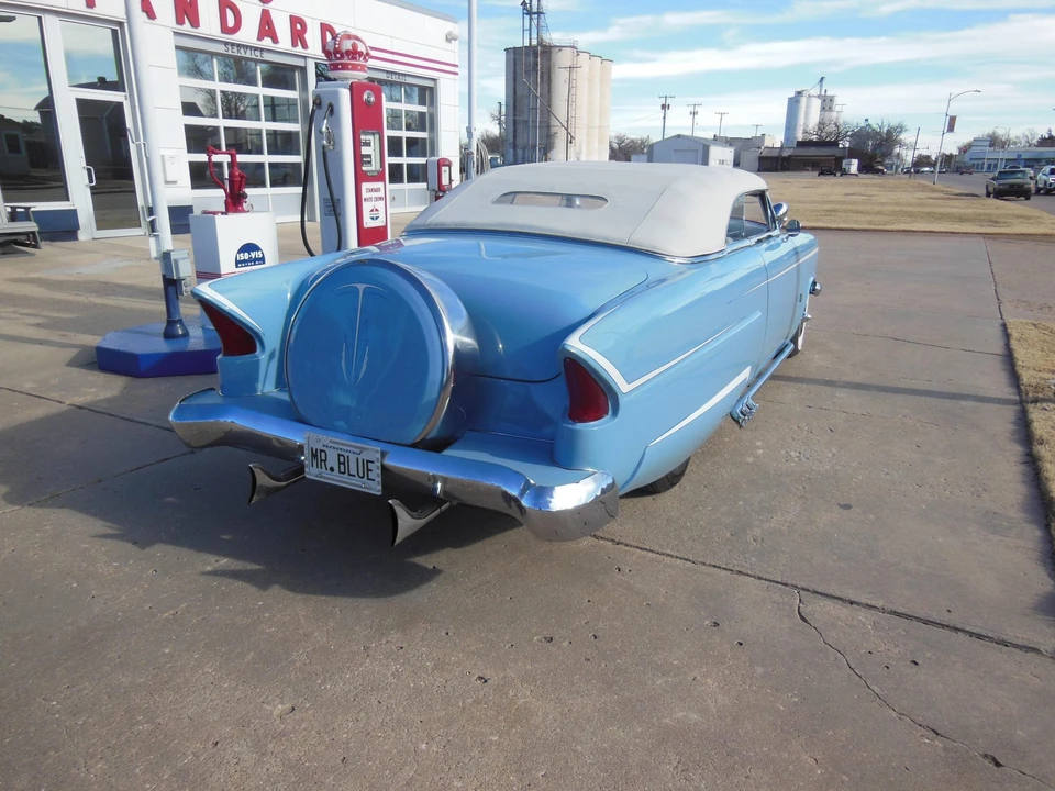 1952 Ford Crestline - Image 10 of 31