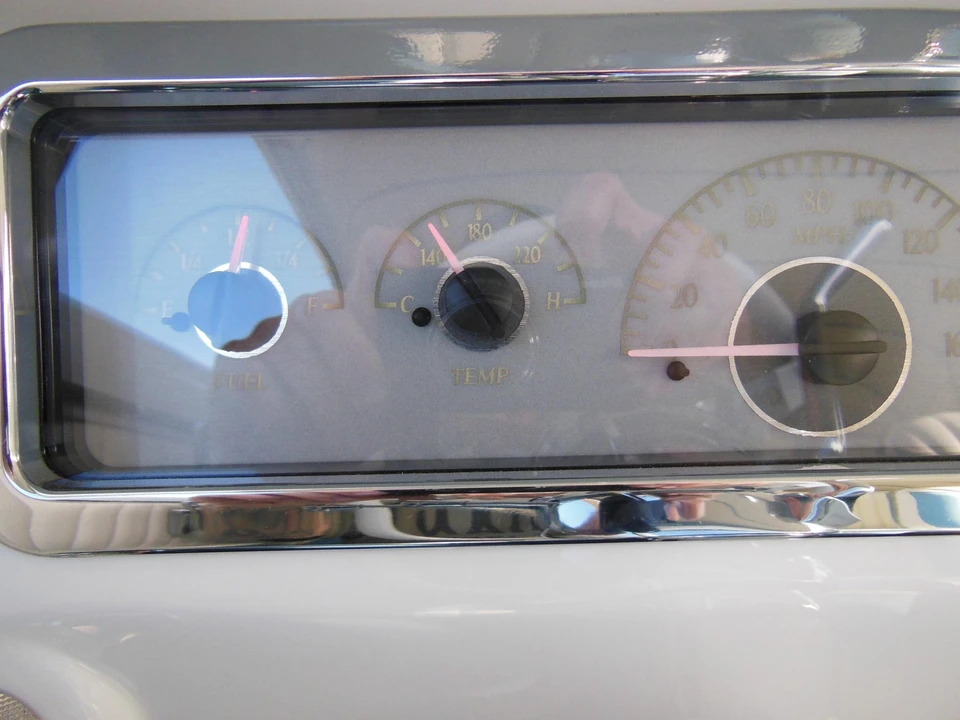 1952 Ford Crestline - Image 27 of 31