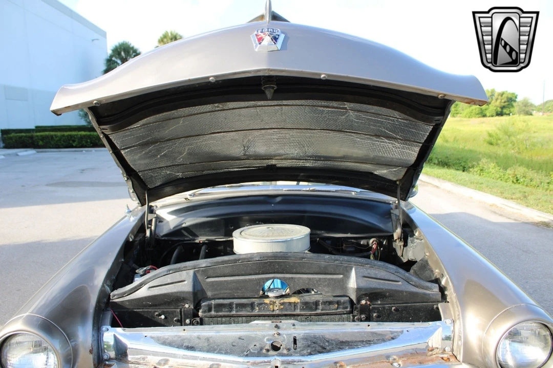 1952 Ford Crestline - Image 11 of 12