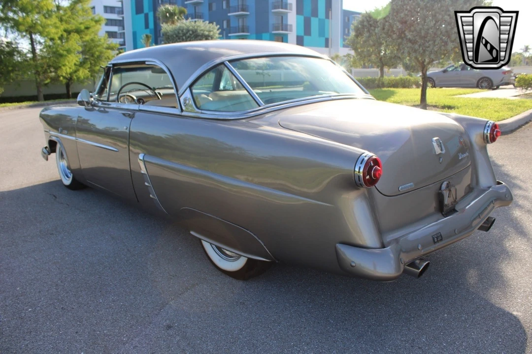 1952 Ford Crestline - Image 5 of 12
