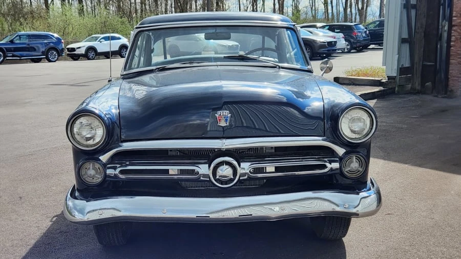 1952 Ford Crestline - Image 3 of 13