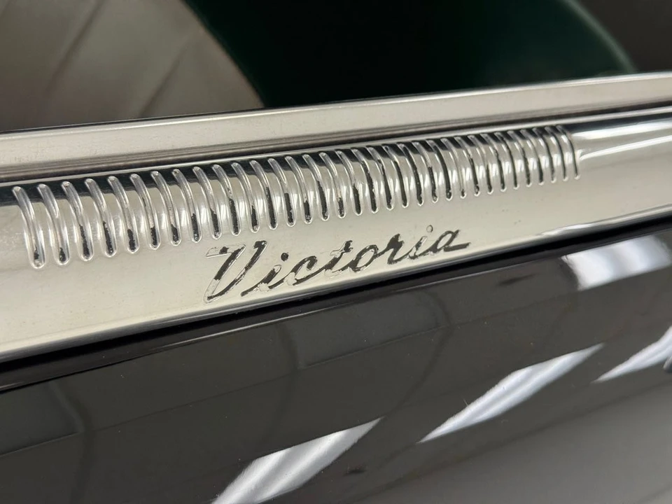 1952 Ford Crestline - Image 16 of 21