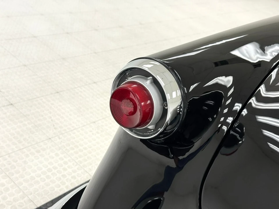 1952 Ford Crestline - Image 20 of 21