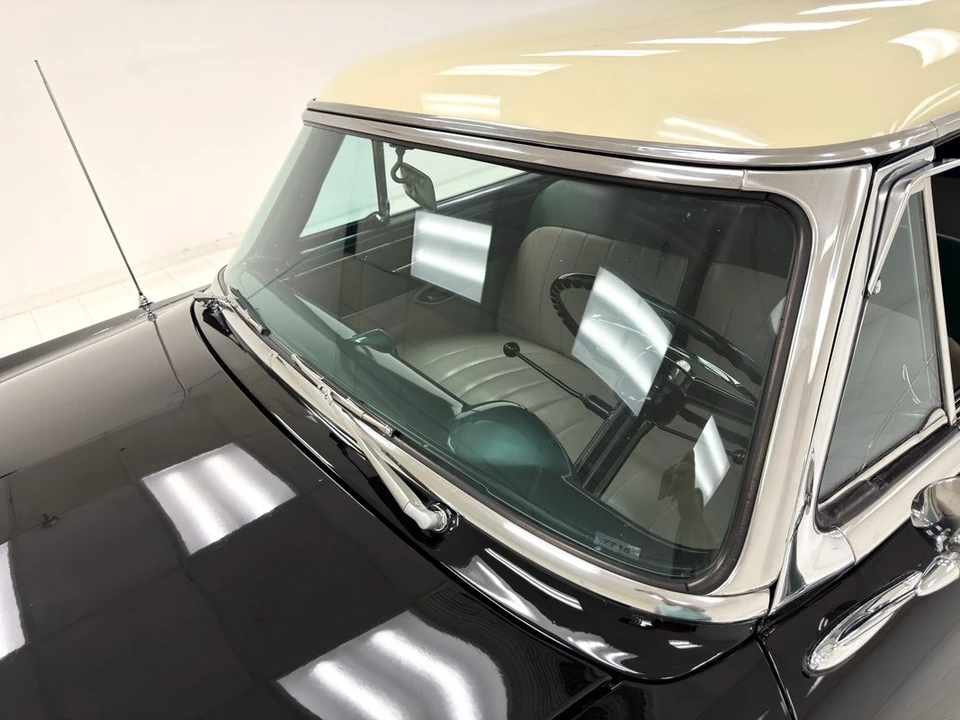 1952 Ford Crestline - Image 13 of 21