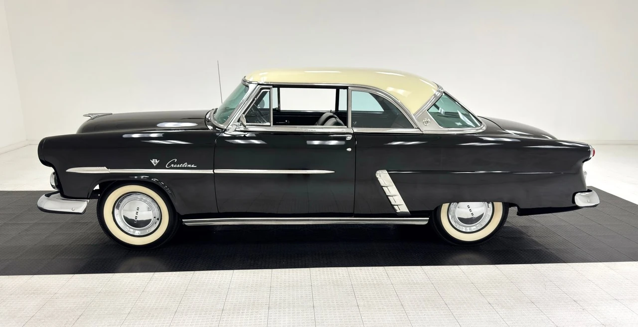 1952 Ford Crestline - Image 2 of 21