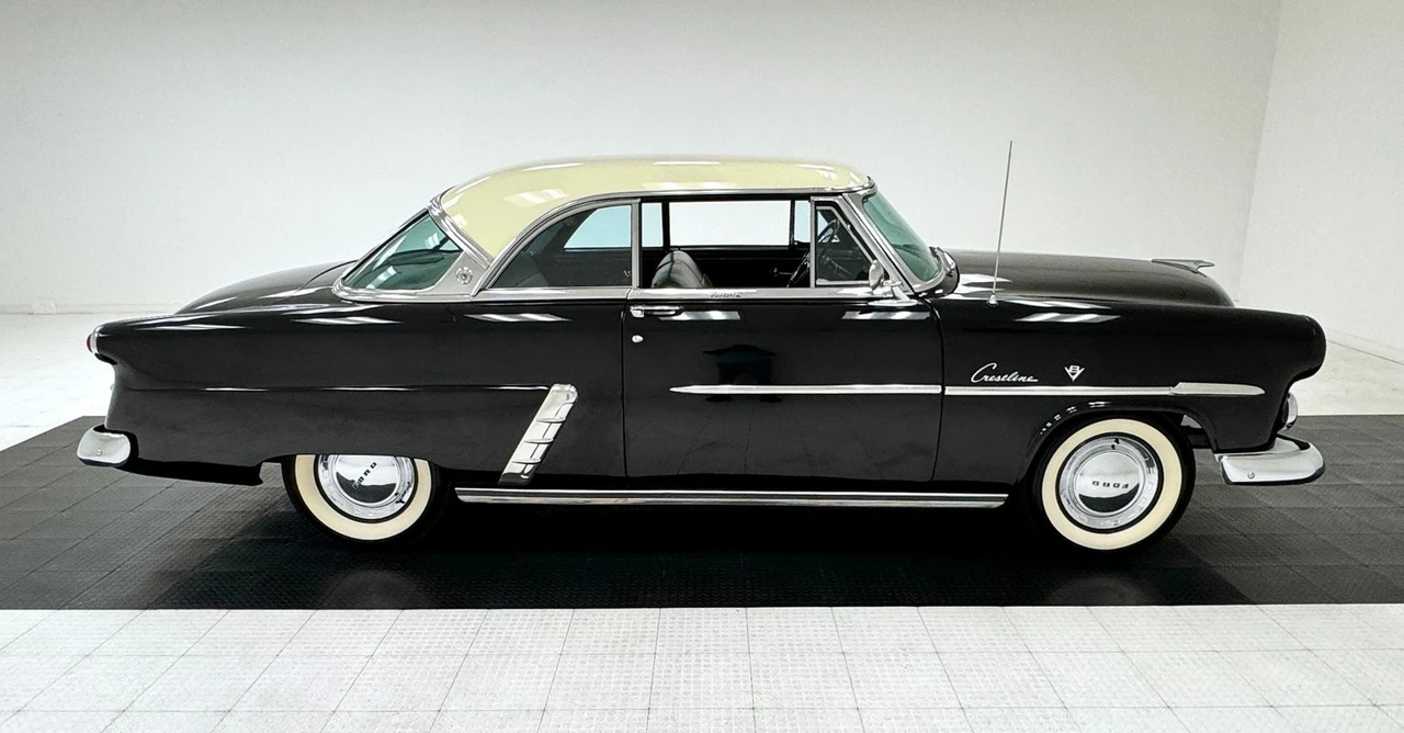 1952 Ford Crestline - Image 6 of 21