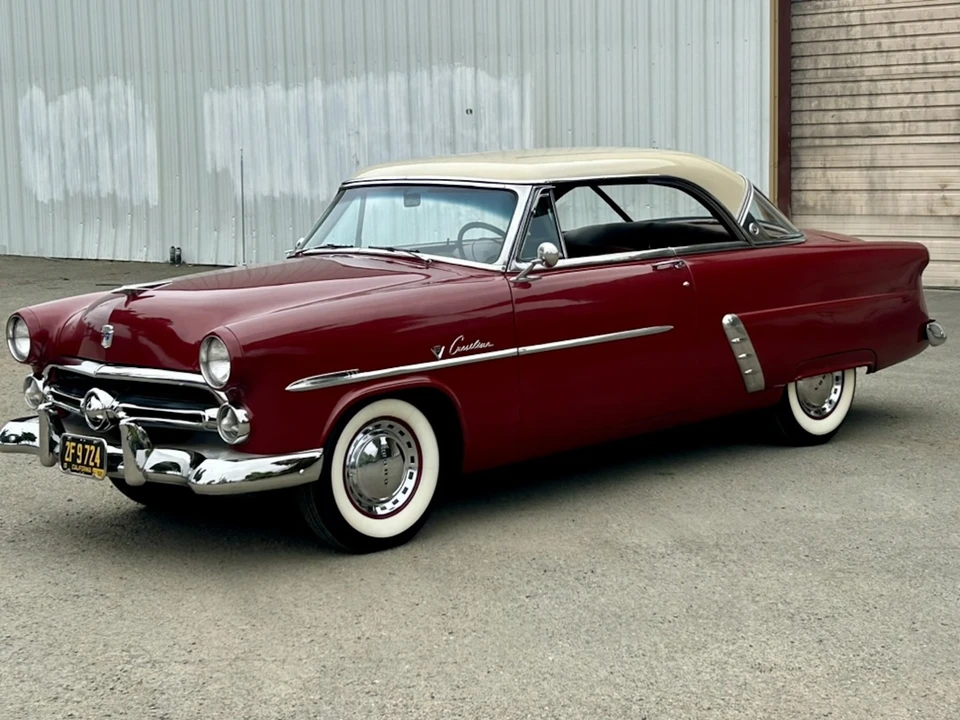 1952 Ford Crestline - Image 4 of 31