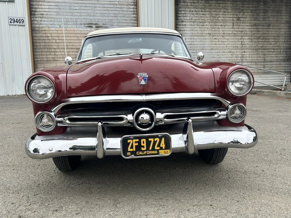 1952 Ford Crestline - Image 30 of 31