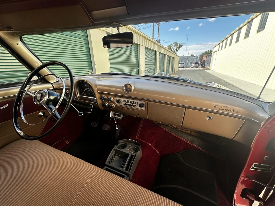 1952 Ford Crestline - Image 28 of 31