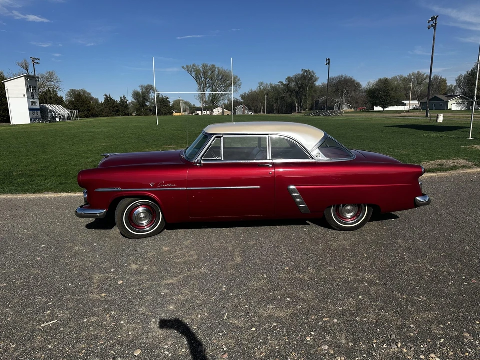 1952 Ford Crestline - Image 6 of 31