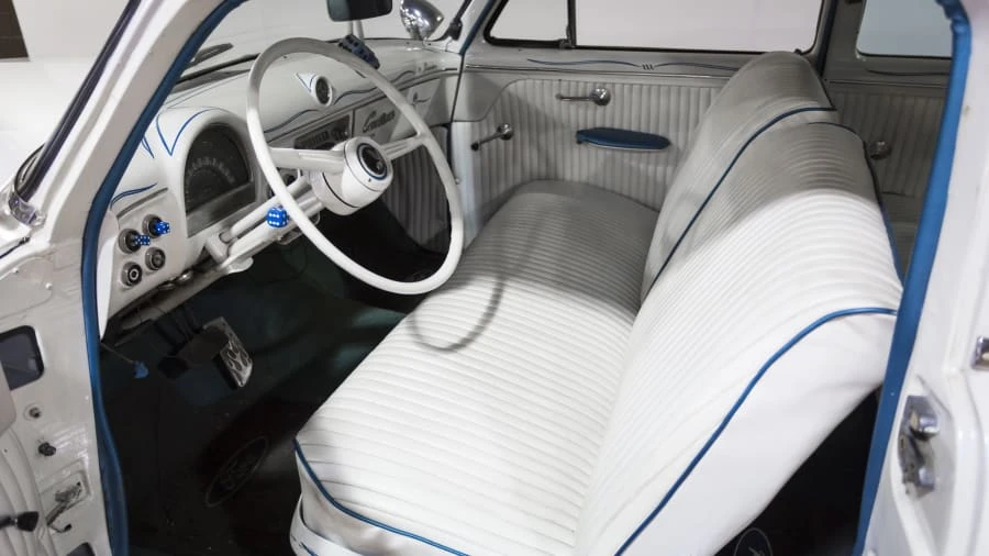 1952 Ford Customline - Image 4 of 12