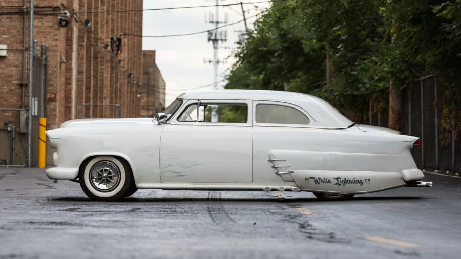 1952 Ford Customline - Image 2 of 12