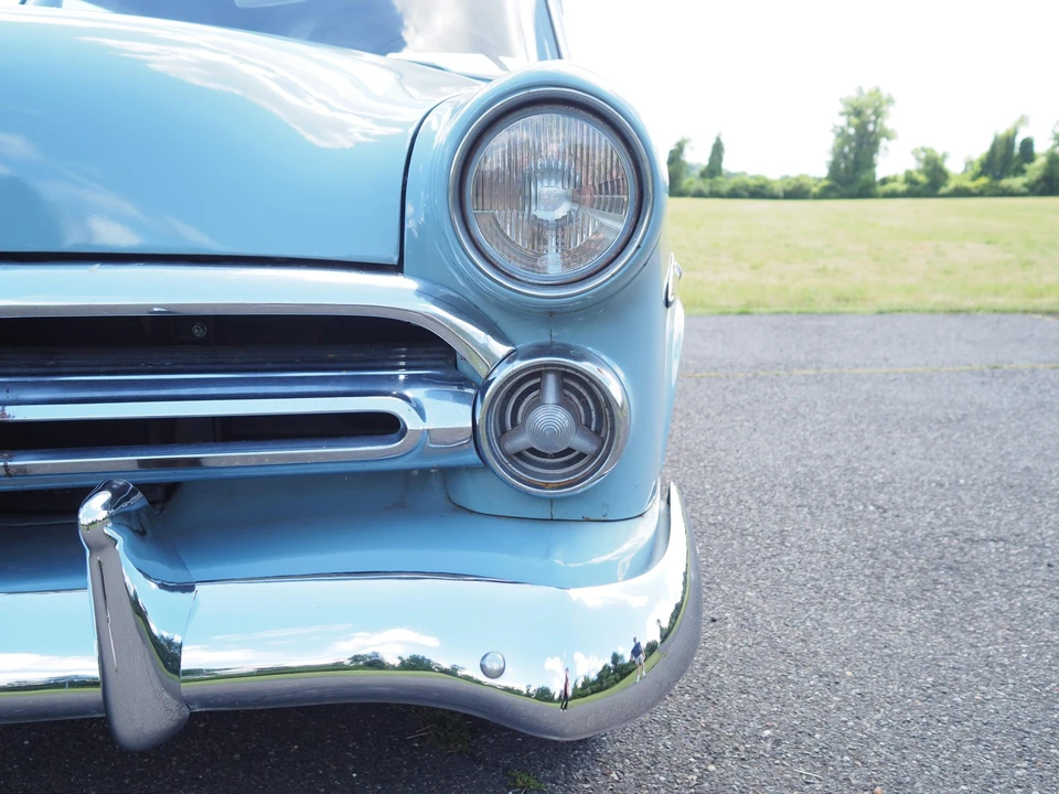 1952 Ford Customline - Image 25 of 31