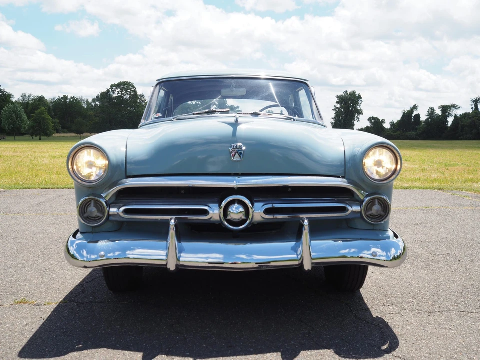 1952 Ford Customline - Image 22 of 31