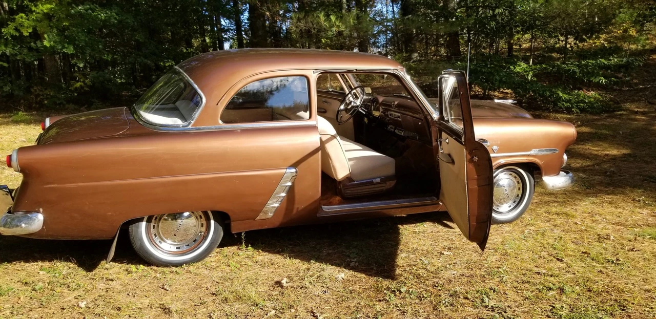 1952 Ford Customline - Image 21 of 31