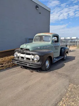 1952 Ford F1