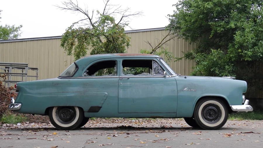 1952 Ford Customline - Image 2 of 16