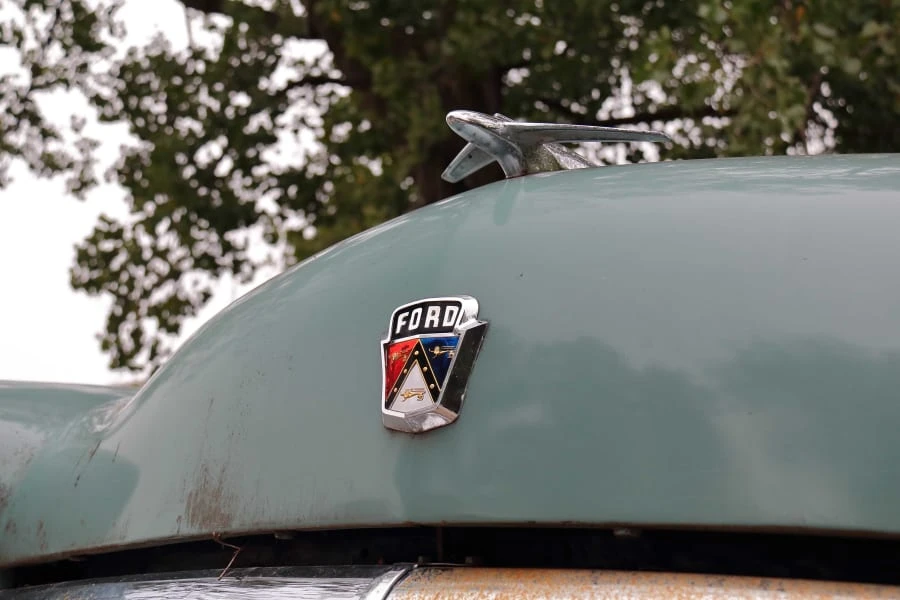 1952 Ford Customline - Image 16 of 16