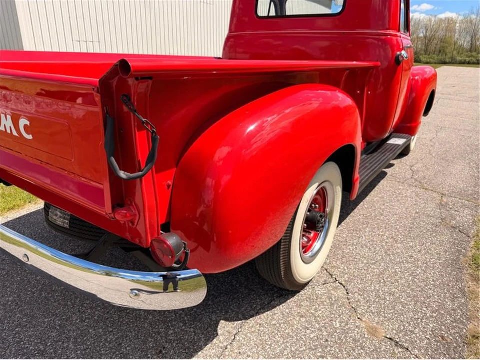 1952 GMC New Design - Image 20 of 31