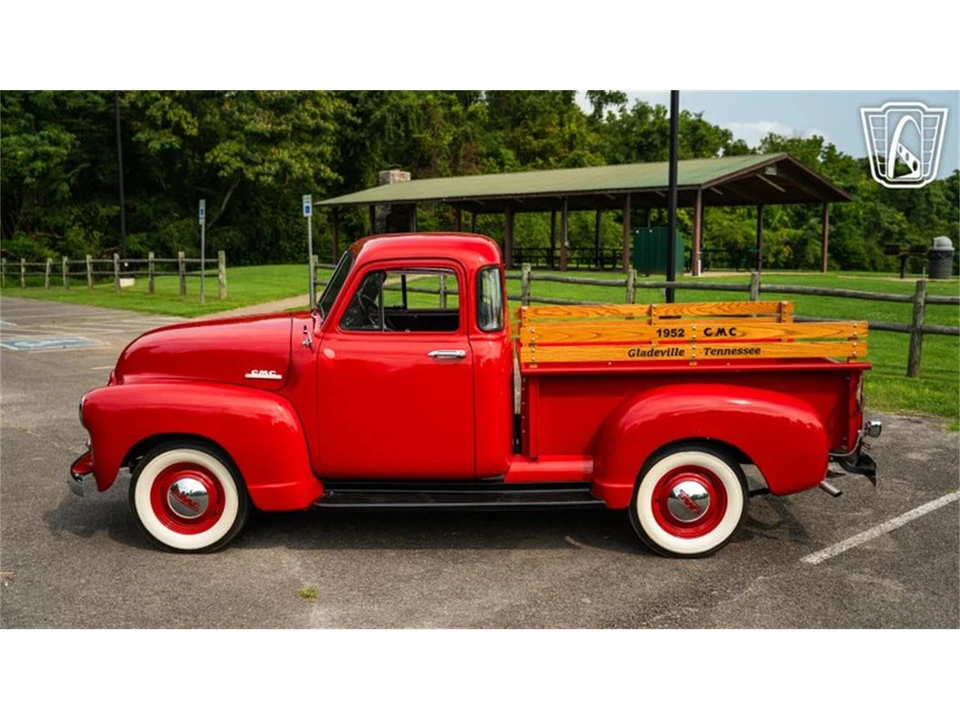 1952 GMC New Design - Image 8 of 31