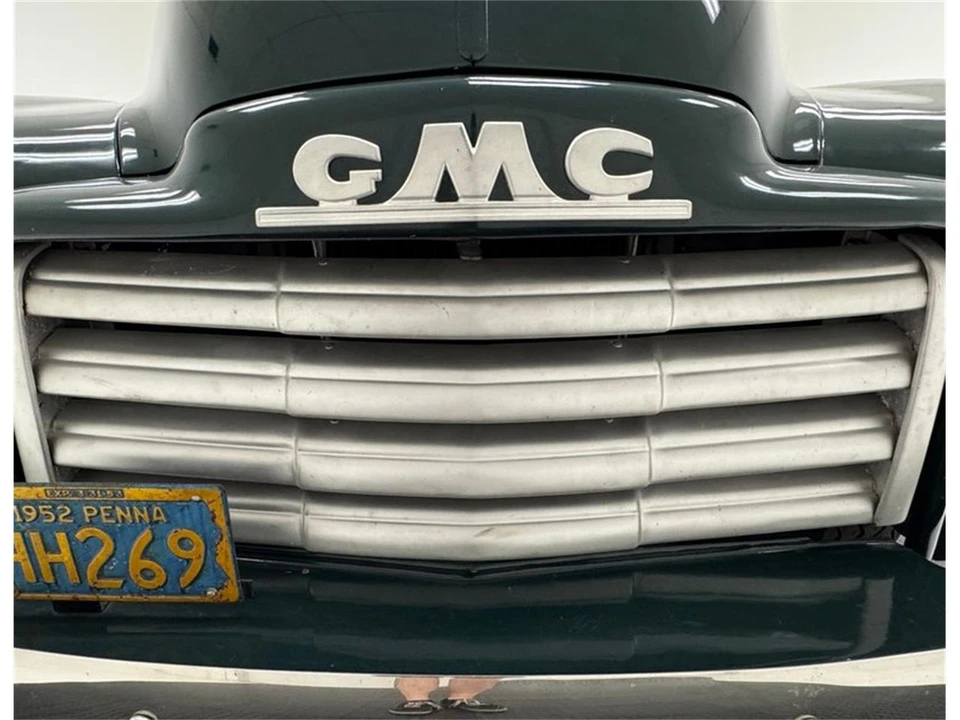 1952 GMC New Design - Image 9 of 31