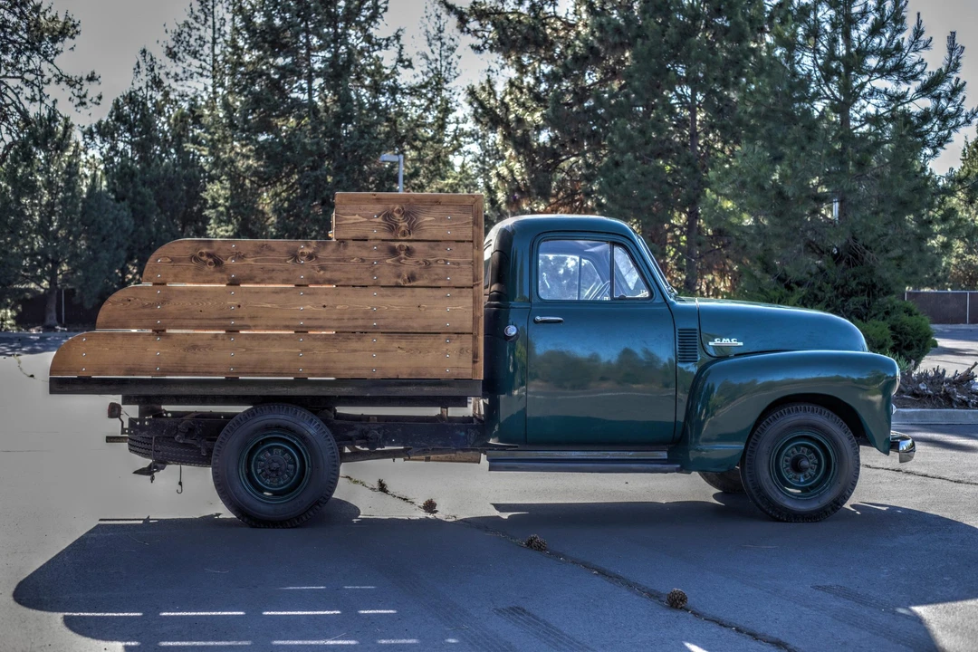 1952 GMC New Design - Image 5 of 31