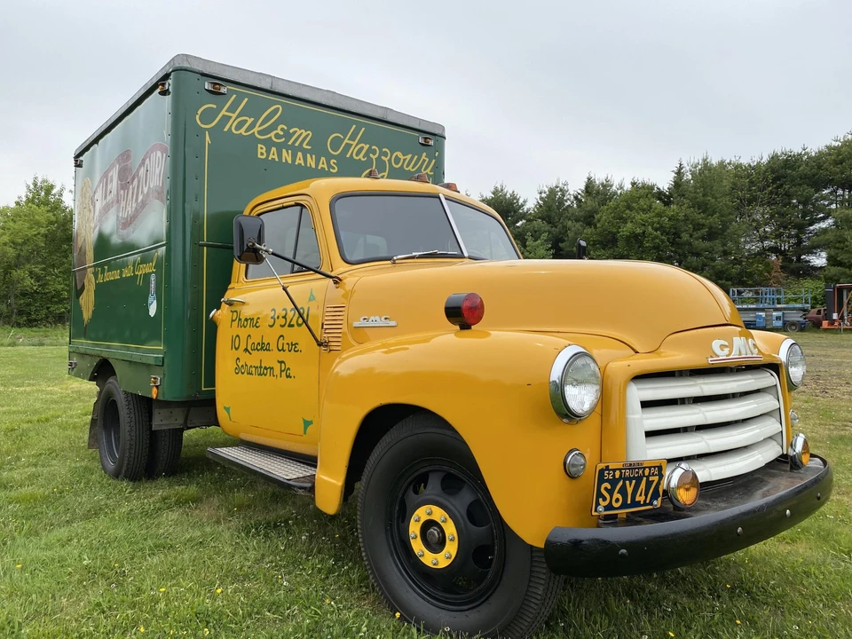 1952 GMC New Design - Image 17 of 31