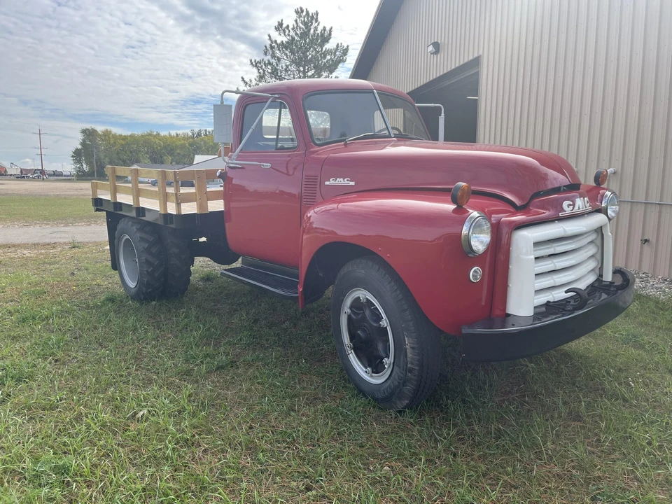 1952 GMC New Design - Image 15 of 31