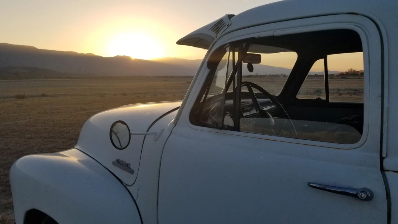 1952 GMC New Design - Image 10 of 31