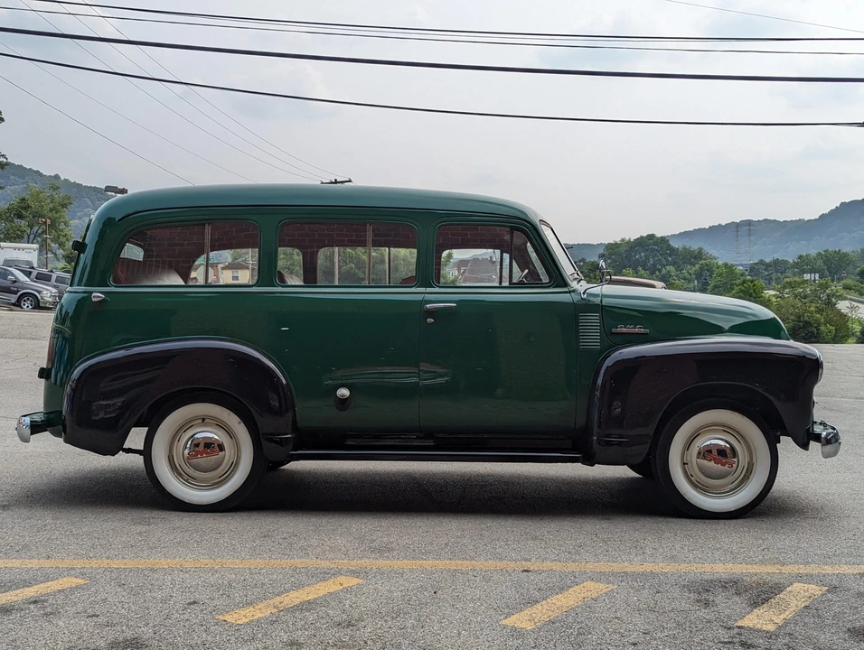 1952 GMC Carryall Suburban 3rd Gen - Image 12 of 31