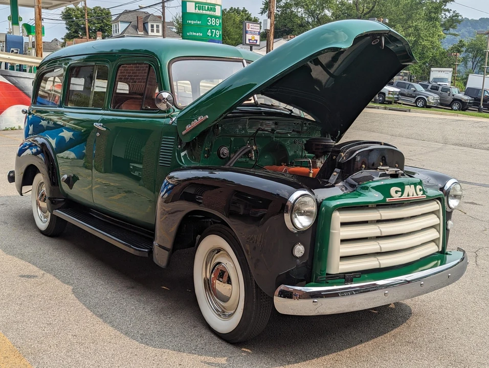 1952 GMC Carryall Suburban 3rd Gen - Image 16 of 31