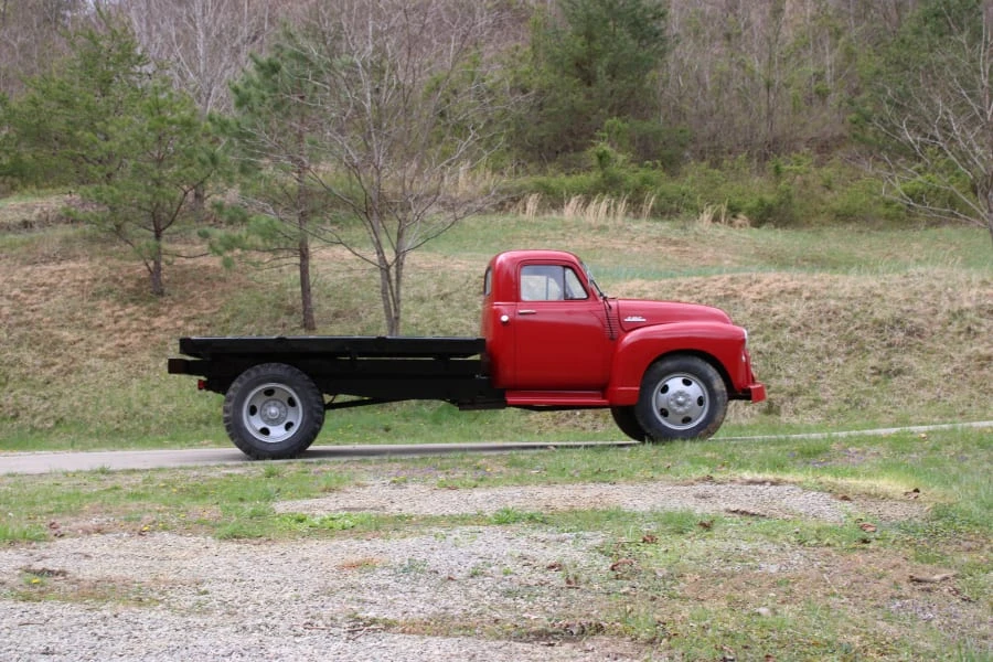 1952 GMC New Design - Image 2 of 12