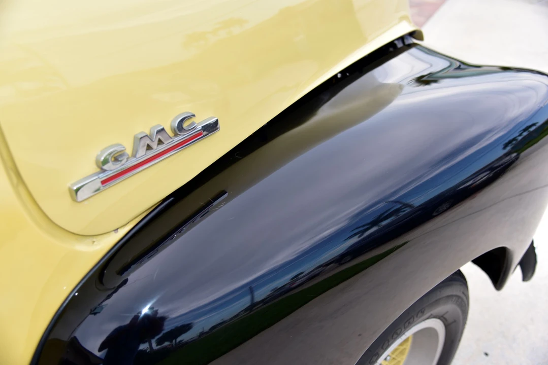 1952 GMC New Design - Image 15 of 31