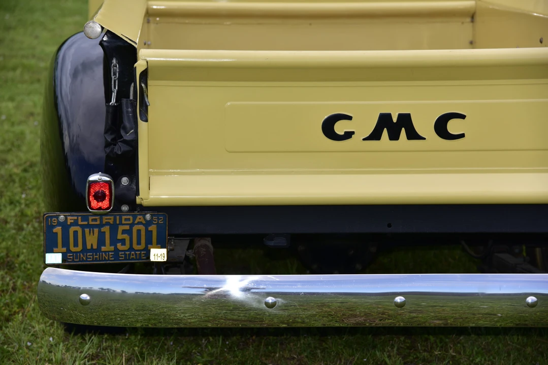 1952 GMC New Design - Image 16 of 31