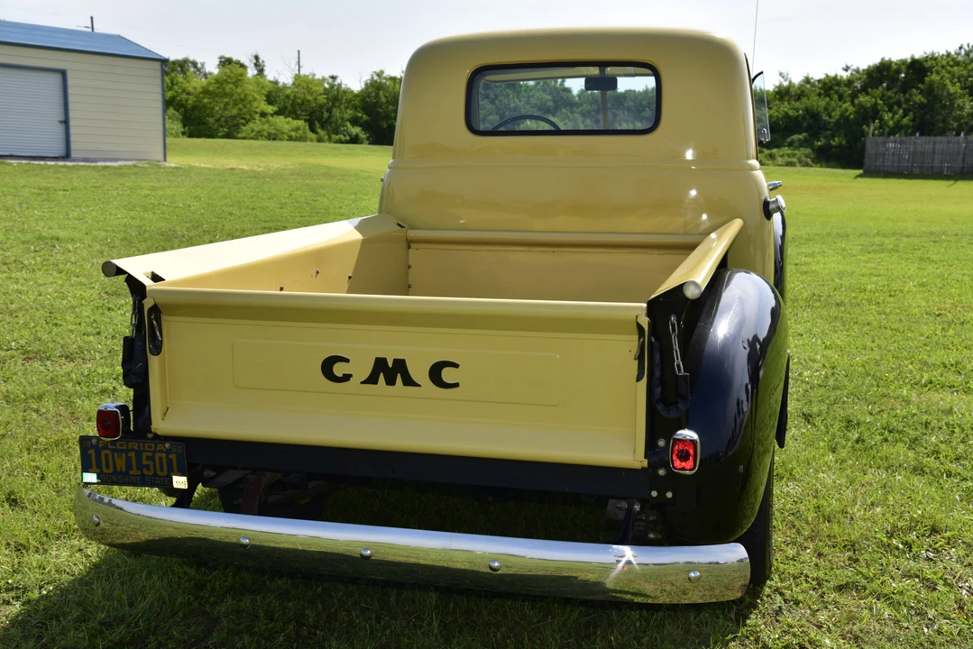 1952 GMC New Design - Image 5 of 31