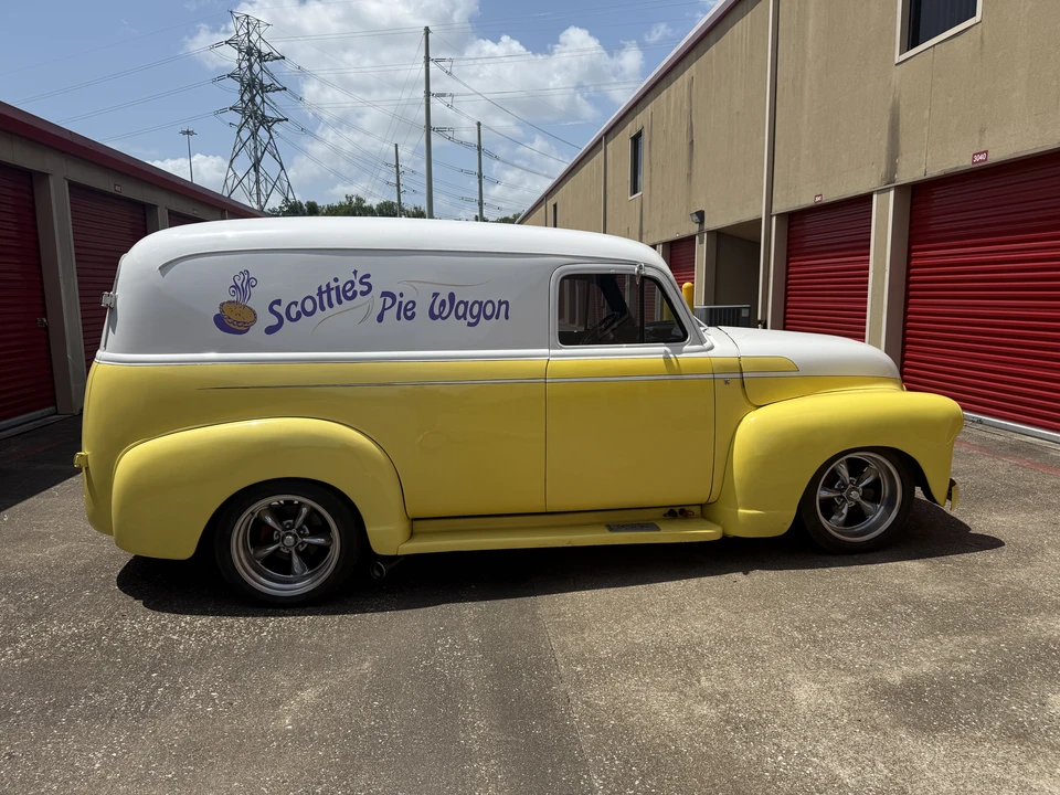 1952 GMC New Design - Image 3 of 14