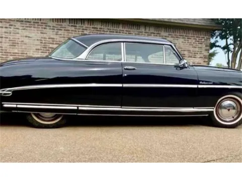1952 Hudson Hornet Hollywood 2-Door Hardtop