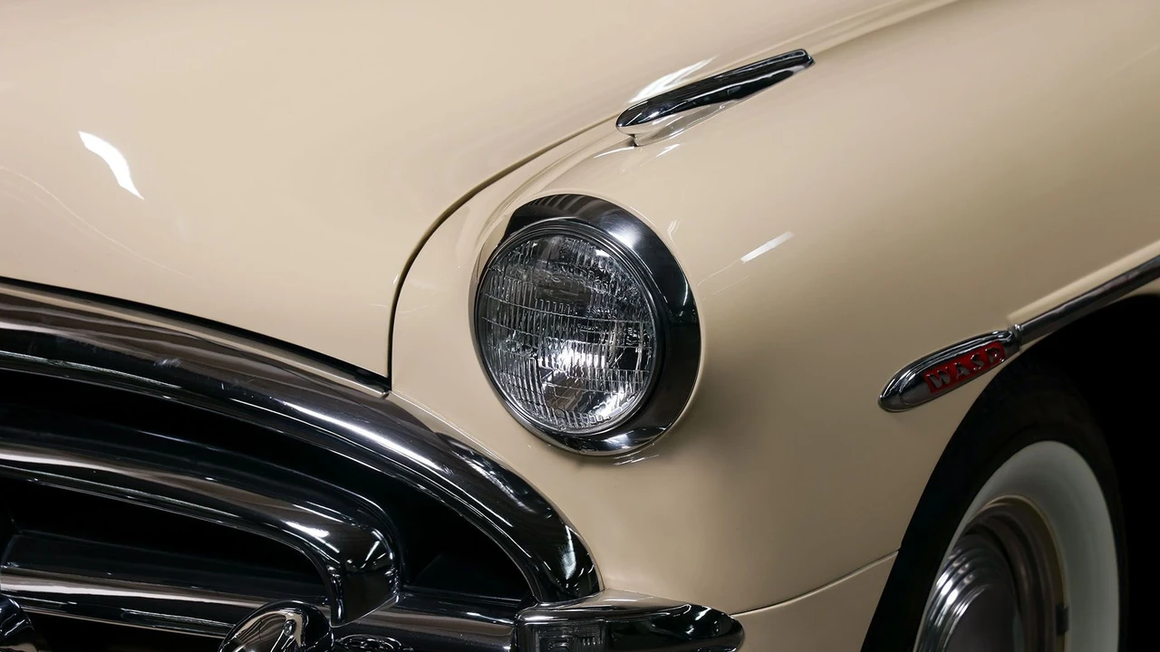1952 Hudson Commodore - Image 7 of 31