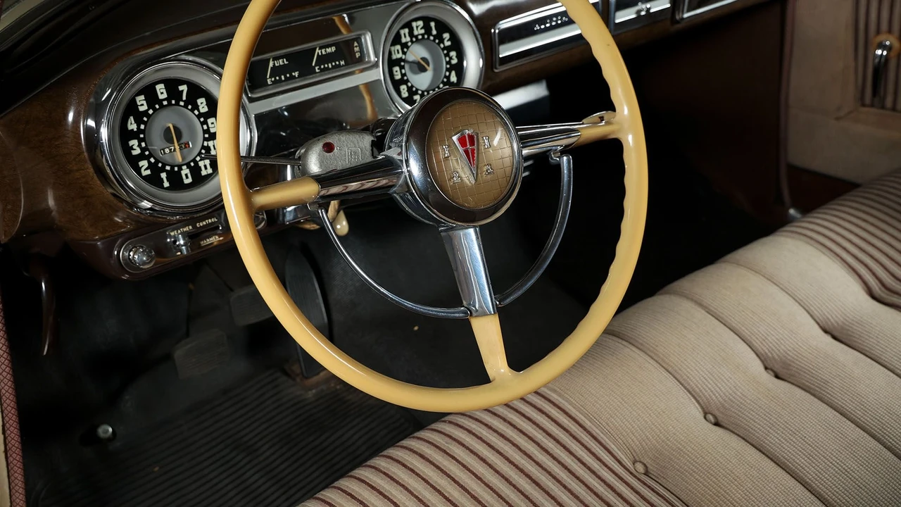 1952 Hudson Commodore - Image 4 of 31