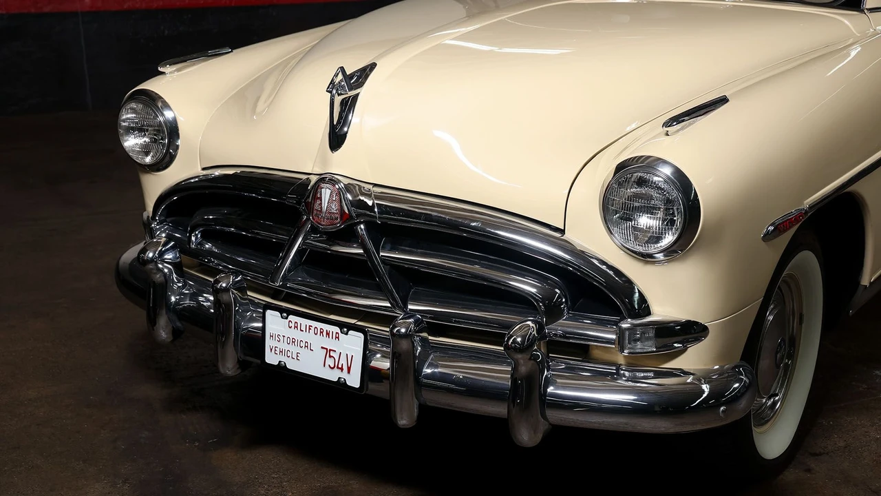 1952 Hudson Commodore - Image 10 of 31