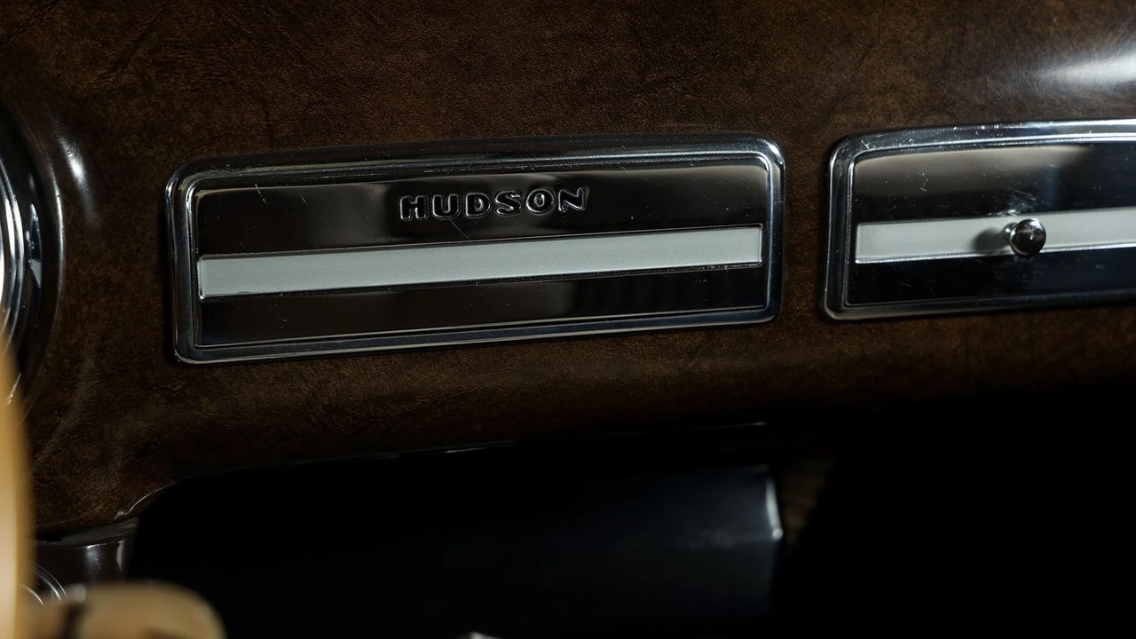 1952 Hudson Commodore - Image 26 of 31