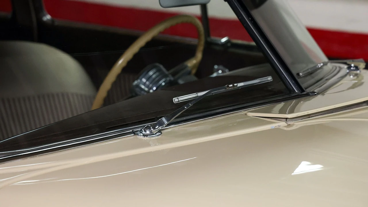 1952 Hudson Commodore - Image 12 of 31