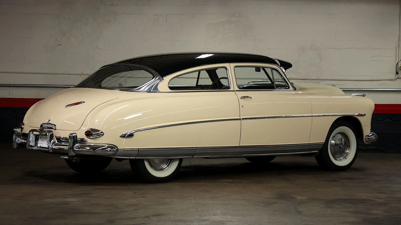 1952 Hudson Commodore - Image 3 of 31