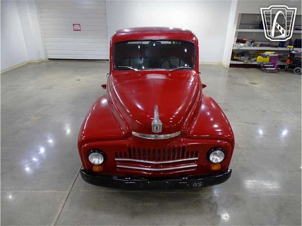 1952 International - Image 3 of 31